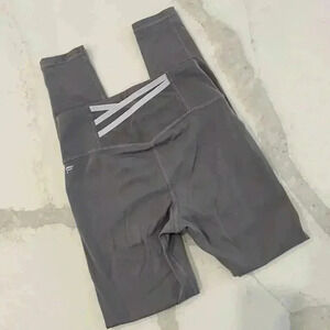 Fabletics Trinity Motion365 High Waisted Activewear Leggings Womens Small Purple